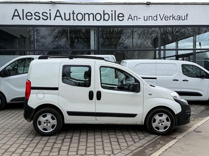 Gebraucht Fiat Fiorino 80 PS (58 kW) 2023 Weiß Van / Kleinbus