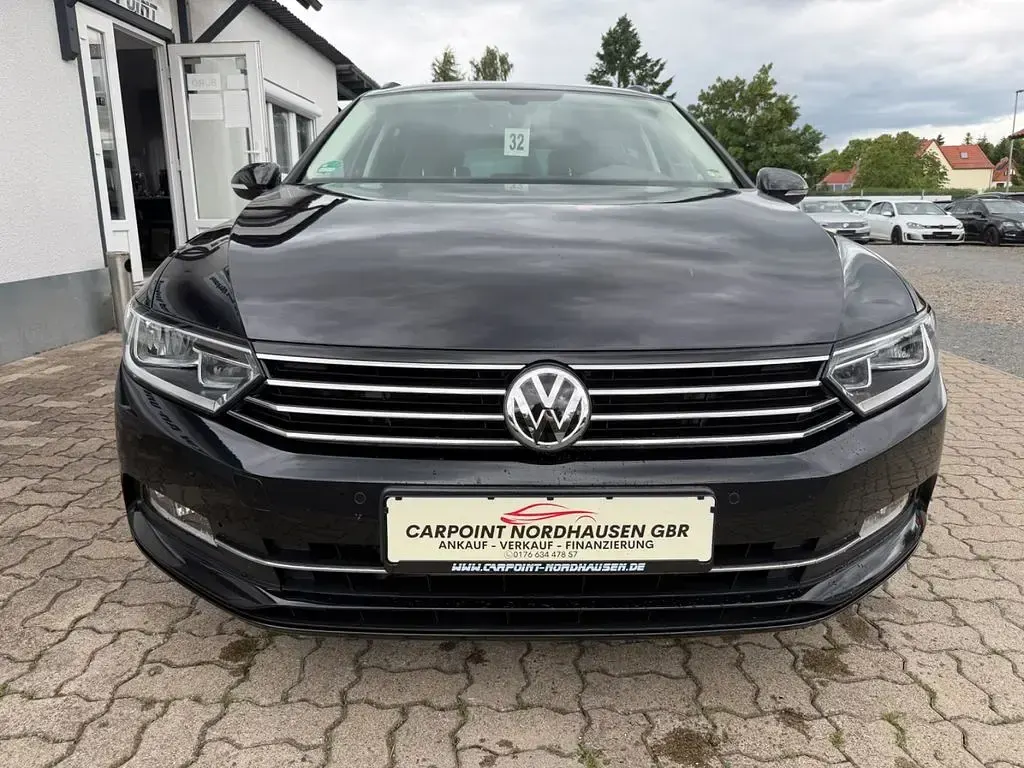 Gebraucht VW Passat Comfortline 150 PS (110 kW) 2019 Schwarz Kombi