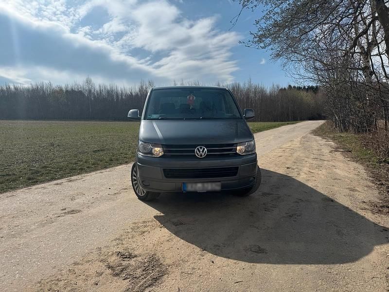 Gebraucht VW T5 180 PS (132 kW) 2010 Grau Van