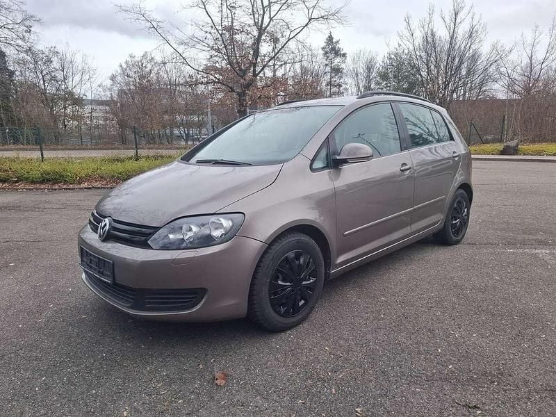 Gebraucht VW Golf VII Trendline 105 PS (77 kW) 2012 Kaschmirbraun metallic Kleinwagen