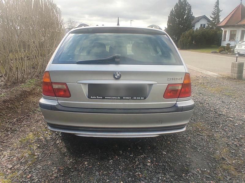 Gebraucht BMW 318 118 PS (86 kW) 2004 Silber Kombi