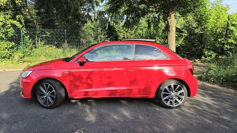 Gebraucht Audi A1 S-Line 116 PS (85 kW) 2017 Rot Kleinwagen