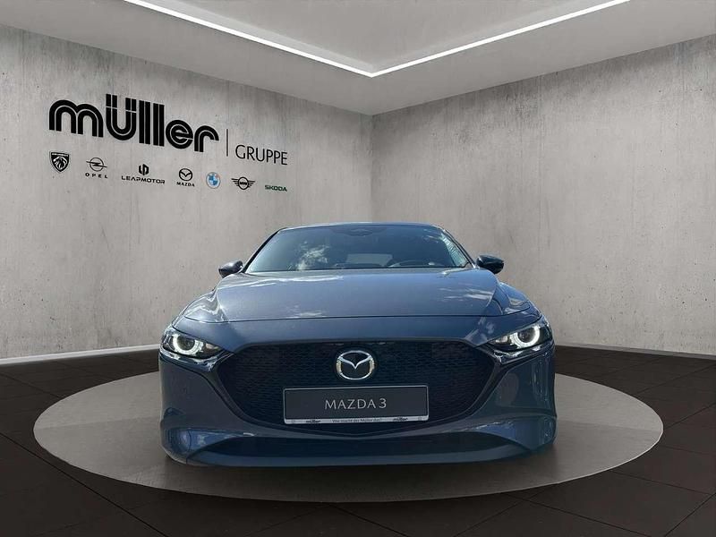 Neu Mazda 3 Exclusive 140 PS (102 kW) 2026 Grau Limousine