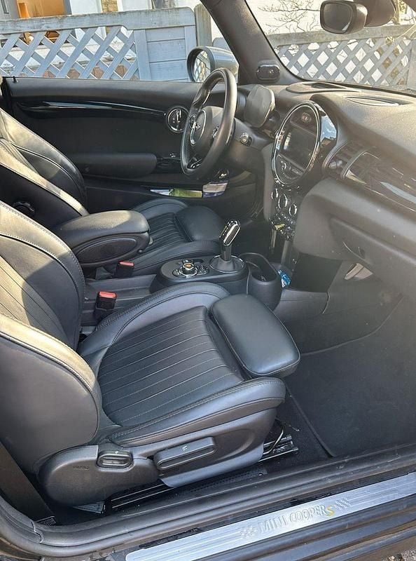 Gebraucht Mini Cooper SE 135 kW (184 PS) 2020 Schwarz Kleinwagen