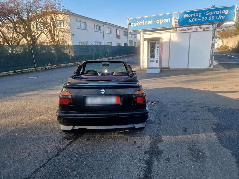 Gebraucht VW Golf III 105 PS (77 kW) 1997 Schwarz Kleinwagen