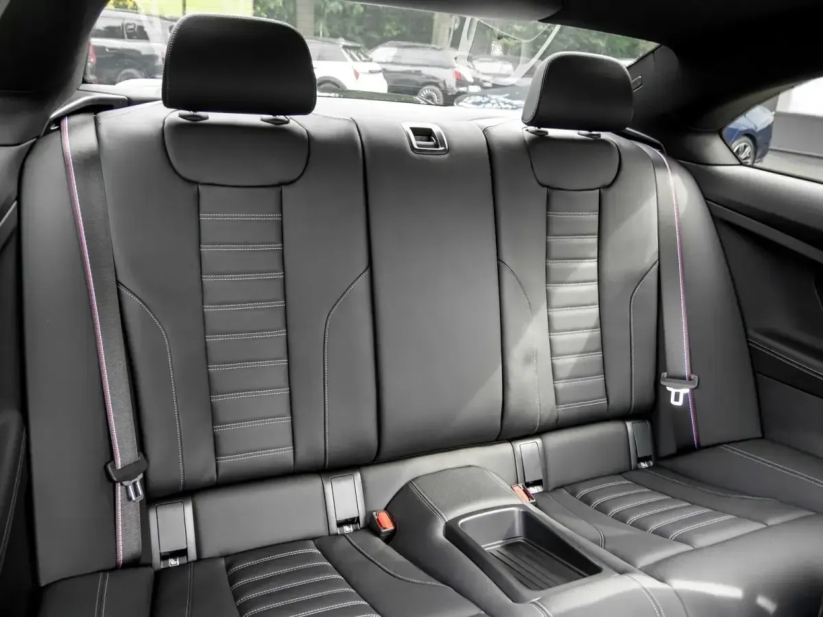 Neu BMW M2 Performance 530 PS (389 kW) 2026 Schwarz Coupé