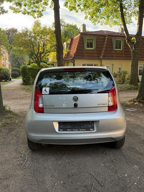 Gebraucht Skoda Citigo Ambition 75 PS (55 kW) 2013 Silber Kleinwagen