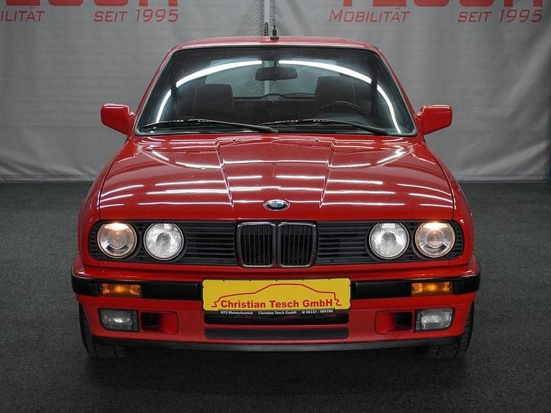 Gebraucht BMW 318 113 PS (83 kW) 1993 Rot Kombi