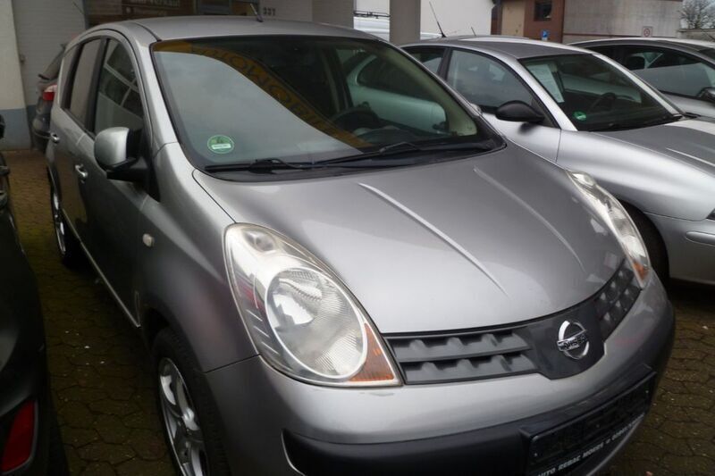 Silber Gebraucht 2007 Nissan Note Acenta Van / Kleinbus | 2.990 € (Etwas zu teuer) - Bild 1/4