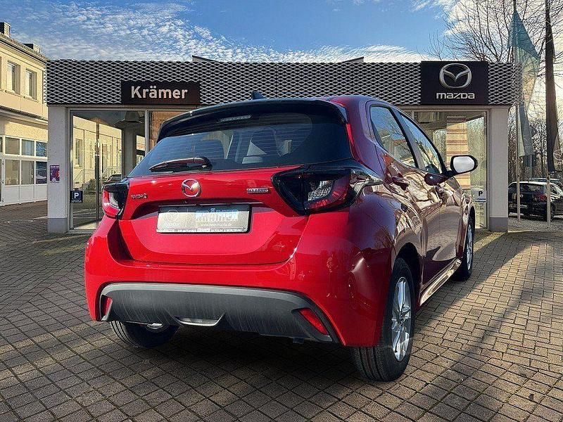Neu Mazda 2 Center-Line 116 PS (85 kW) 2025 Rot Kleinwagen