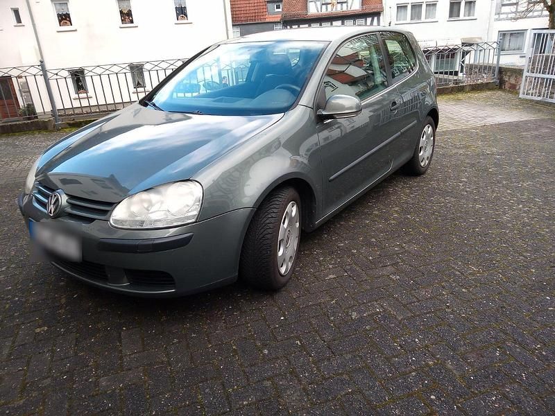 Gebraucht VW Golf V 102 PS (75 kW) 2004 Grün Kleinwagen