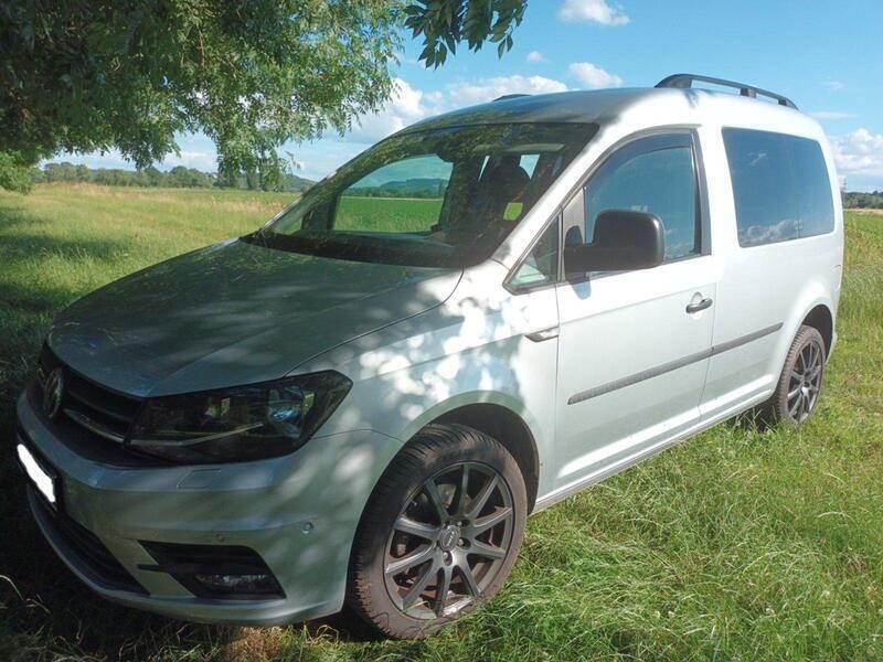 Silber Gebraucht 2016 VW Caddy Van / Kleinbus | 15.900 € (Etwas zu teuer) - Bild 1/4
