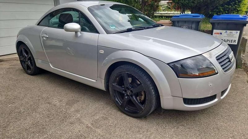 Silber Gebraucht 1999 Audi TT Coupé | 2.990 € (Guter Preis) - Bild 1/4
