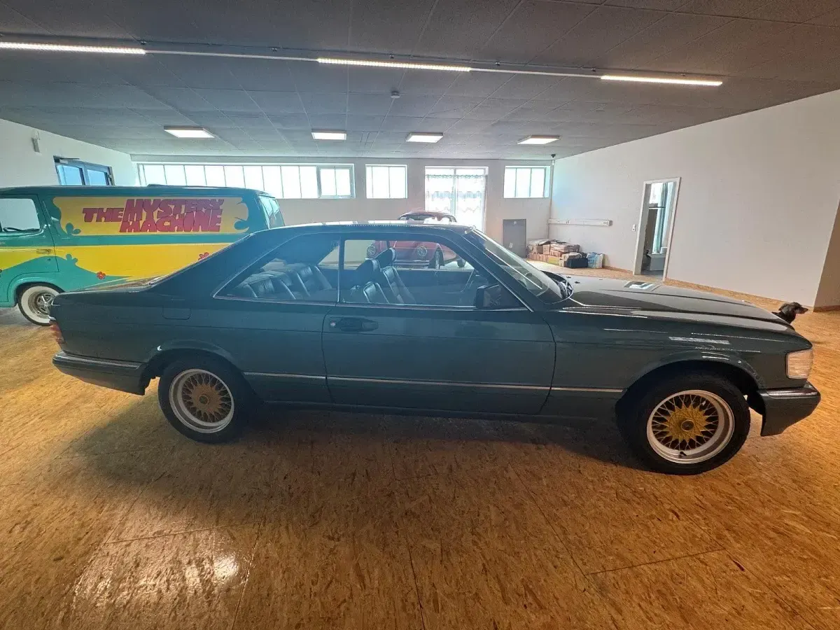Gebraucht Mercedes 420 224 PS (164 kW) 1989 Blau Limousine