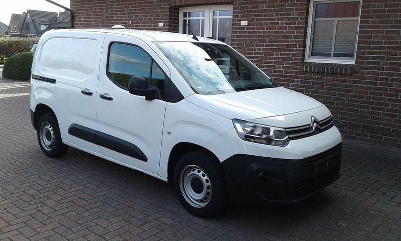 Gebraucht Citroën Berlingo 75 PS (55 kW) 2020 Weiß Van / Kleinbus