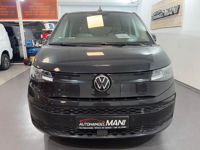 Gebraucht VW Multivan Basis 150 PS (110 kW) 2023 Deep black Van
