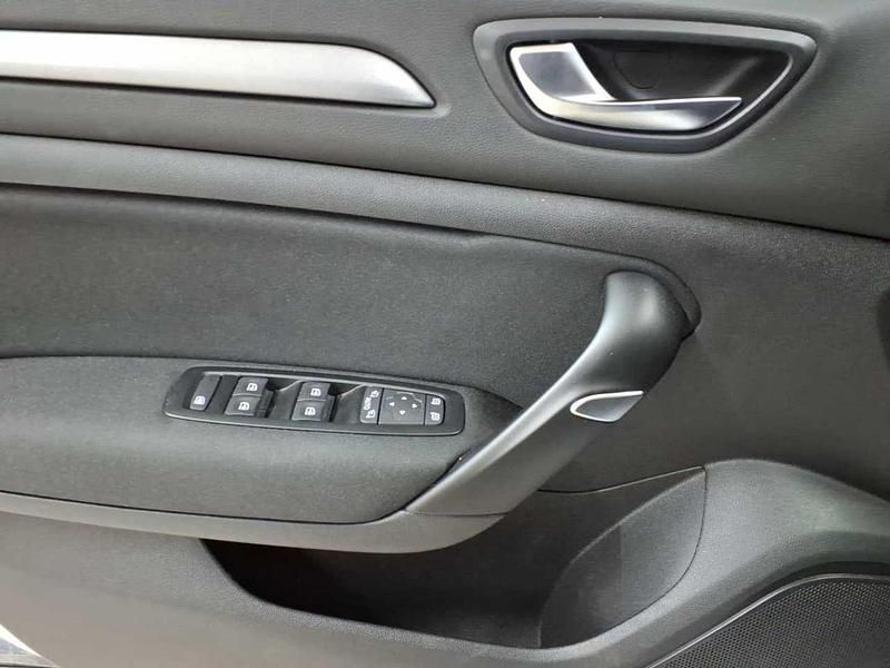 Gebraucht Renault Mégane GrandTour Intens 116 PS (85 kW) 2023 Highlandgrau metallic Kombi