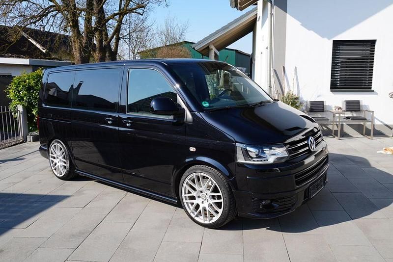Second-hand VW T5 179 CP (131 kW) 2009 Negru Van