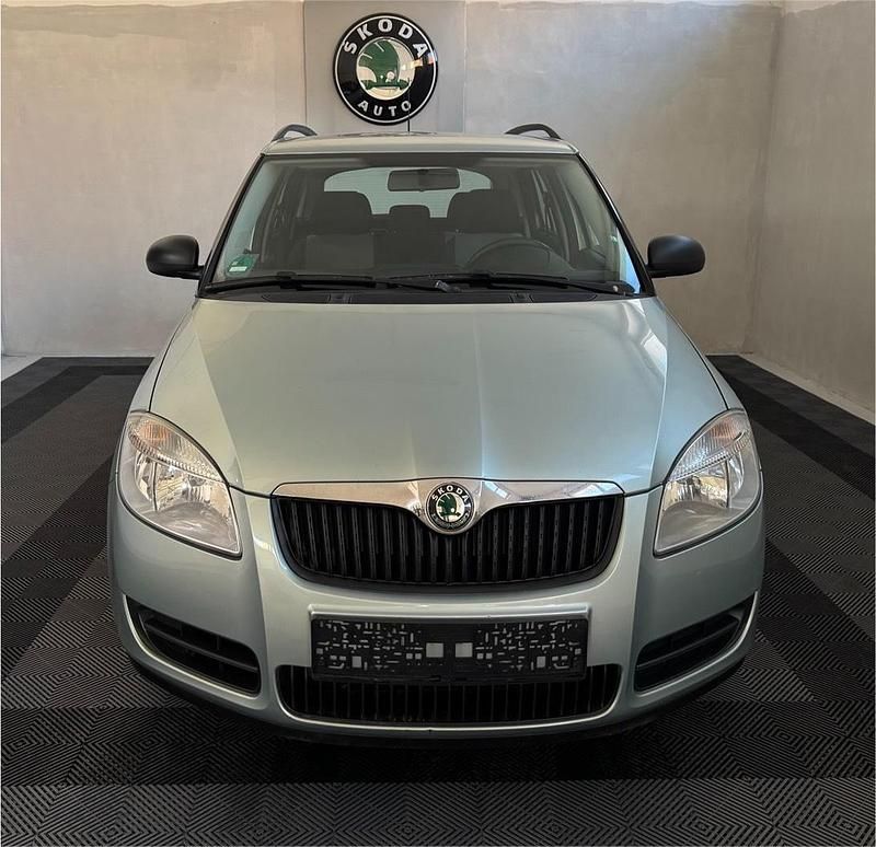 Gebraucht Skoda Fabia 85 PS (62 kW) 2010 Andere farben Kombi