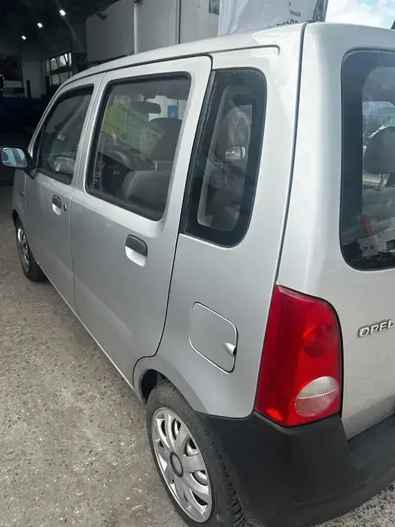 Gebraucht Opel Agila 58 PS (42 kW) 2001 Grau Van / Kleinbus