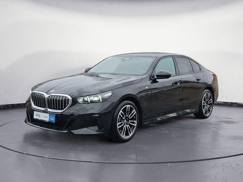 Gebraucht BMW 520 M Sport 197 PS (144 kW) 2025 Schwarz Limousine