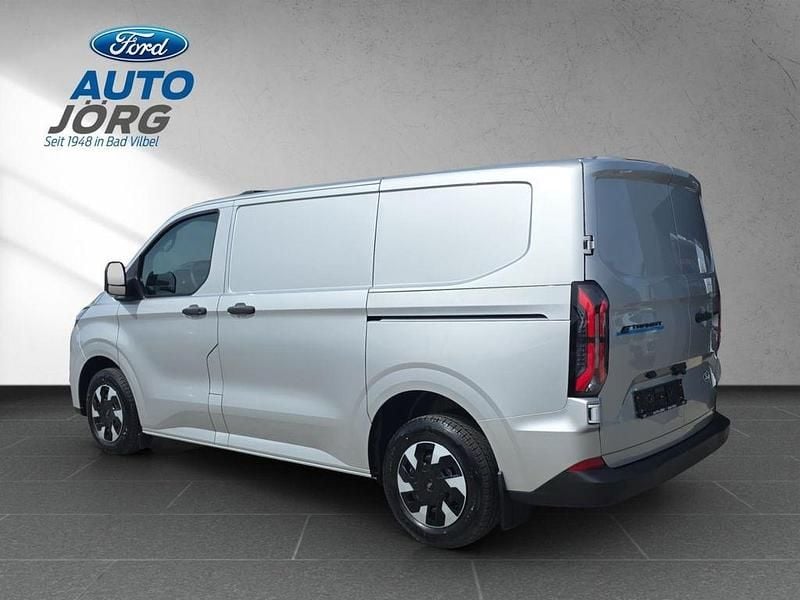 Nowe Ford Transit Trend 100 kW (136 KM) 2026 Srebrny Minivan