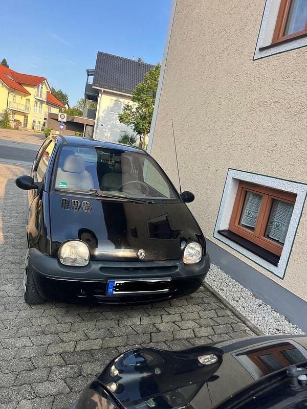 Schwarz Gebraucht 2004 Renault Twingo Kleinwagen | 750 € (Fairer Preis) - Bild 1/4