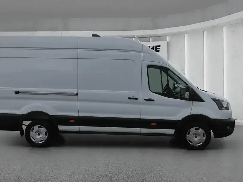 Occasion Ford Transit Trend 131 ch (96 kW) 2025 Blanc Berline