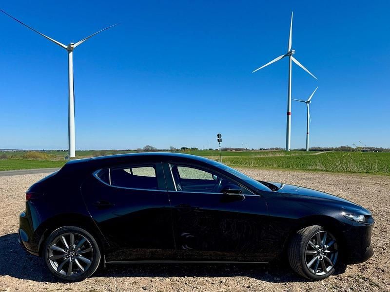 Usata Mazda 3 Selection 122 CV (89 kW) 2022 Nero Berlina
