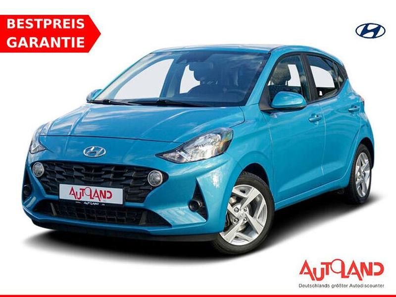 Gebraucht Hyundai i10 Trend 67 PS (49 kW) 2022 Blau Kleinwagen