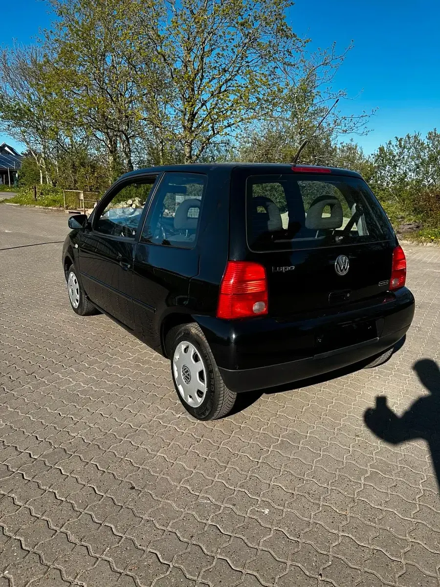 Gebraucht VW Lupo 50 PS (36 kW) 2003 Schwarz Kleinwagen