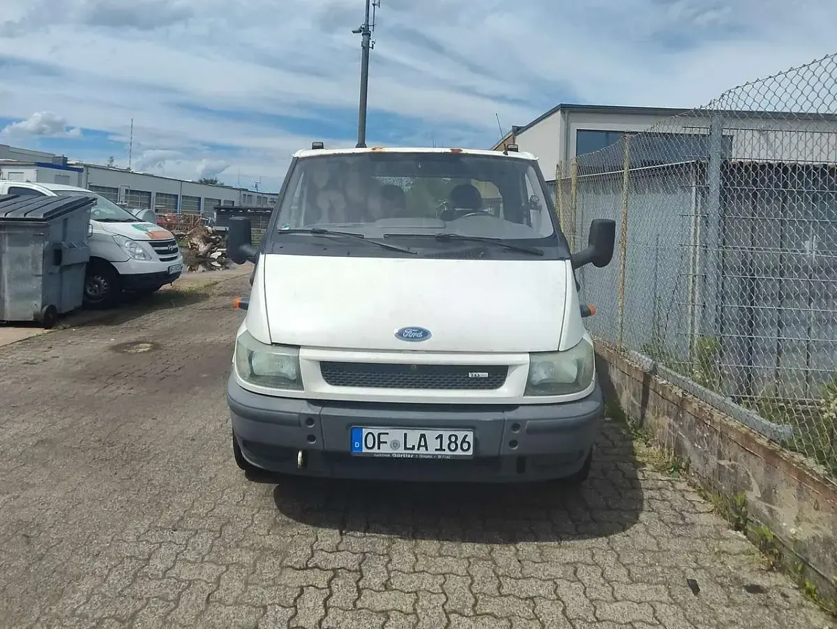 Gebraucht Ford Transit 137 PS (100 kW) 2005 Weiß Van / Kleinbus