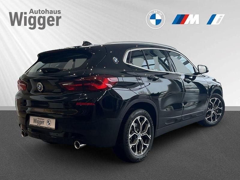 Gebraucht BMW X2 Advantage 178 PS (130 kW) 2021 Schwarz ii/bonnet fluid black SUV