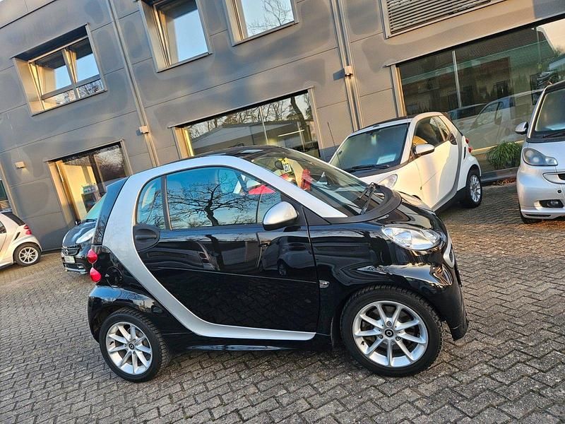Gebraucht Smart ForTwo Coupé Passion 71 PS (52 kW) 2014 Schwarz Coupé
