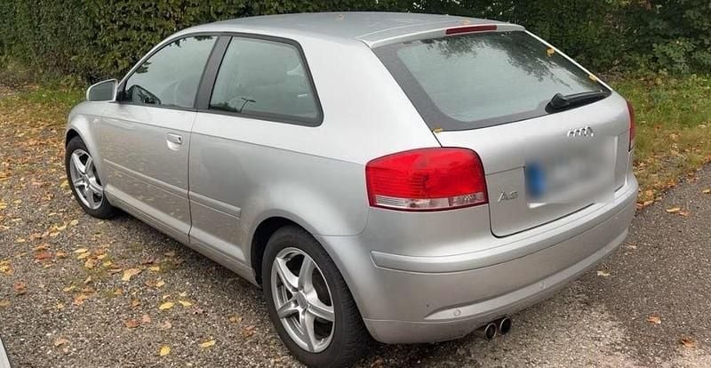 Silber Gebraucht 2003 Audi A3 Limousine | 3.200 € (Guter Preis) - Bild 1/4