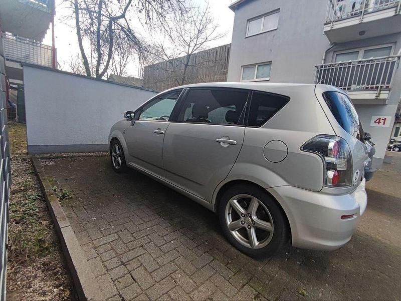 Gebraucht Toyota Corolla Verso Sol 177 PS (130 kW) 2008 Silber Van / Kleinbus