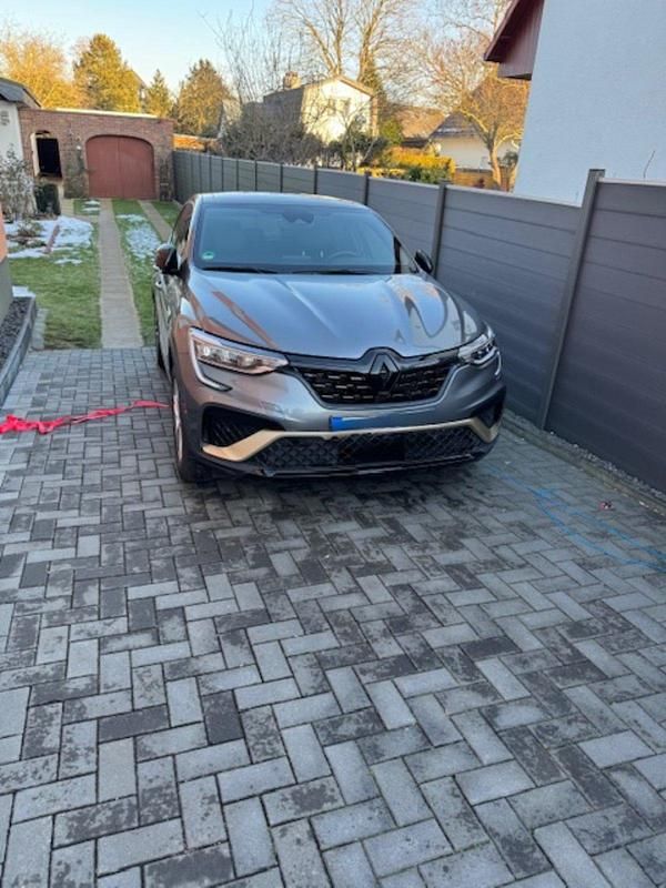Gebraucht Renault Arkana 165 PS (121 kW) 2023 Silber SUV