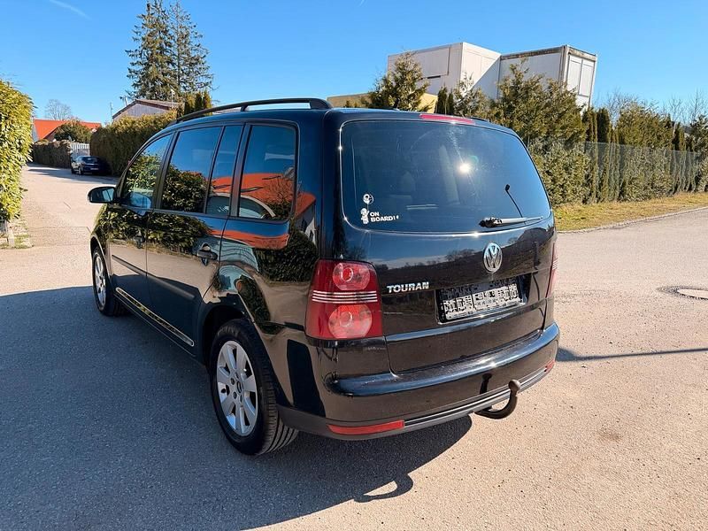 Gebraucht VW Touran 102 PS (75 kW) 2008 Schwarz Van / Kleinbus