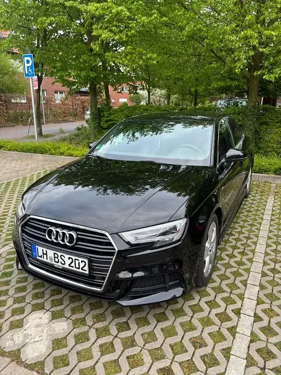 Brugt Audi A3 S-Line 150 HK (110 kW) 2019 Sort Sedan