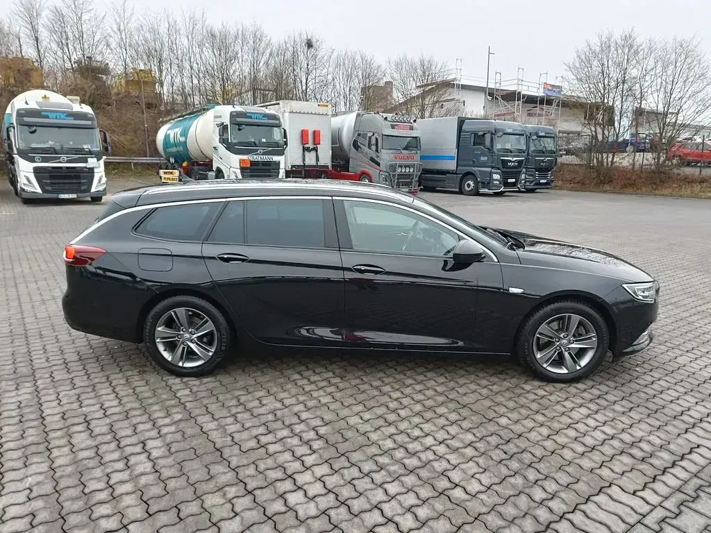 Gebraucht Opel Insignia Dynamic 170 PS (125 kW) 2019 Schwarz Limousine