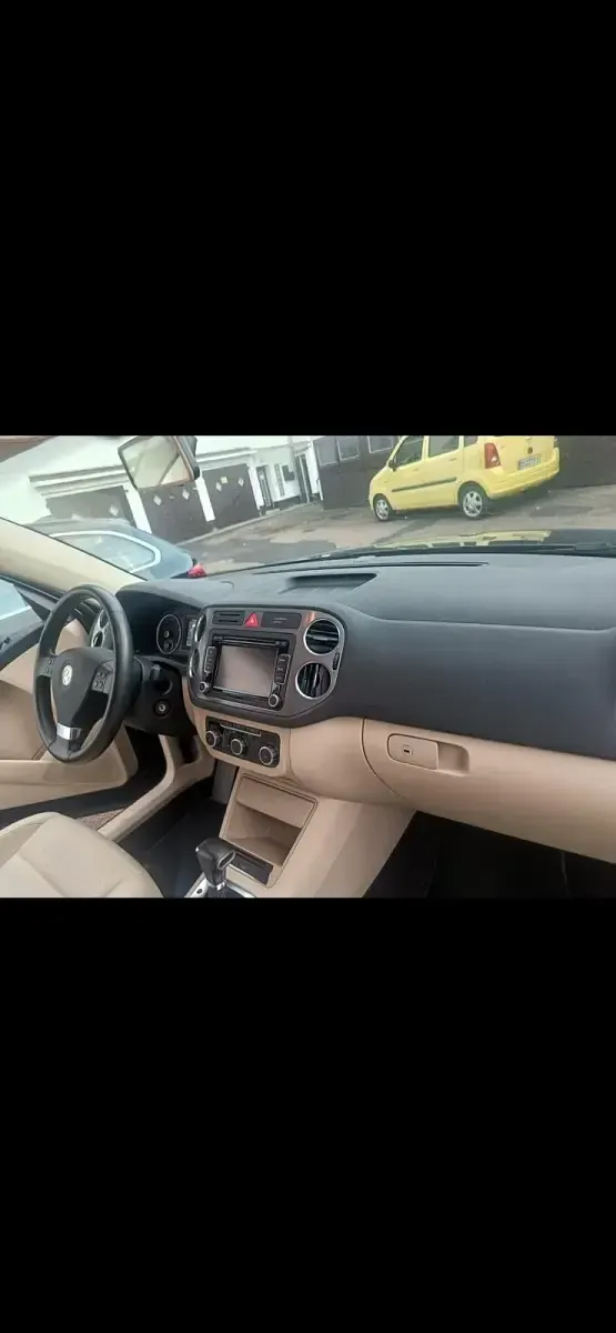 Gebraucht VW Tiguan Edition 200 PS (147 kW) 2010 Schwarz SUV