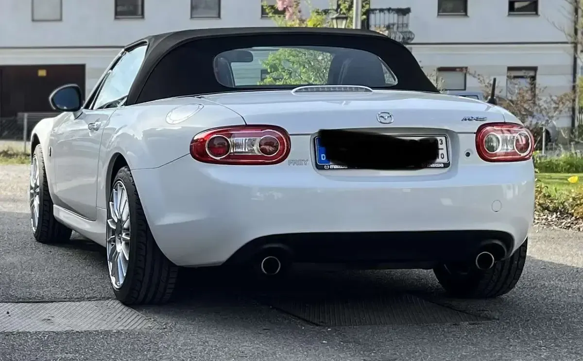Używany Mazda MX5 126 KM (92 kW) 2012 Biały Kabriolet
