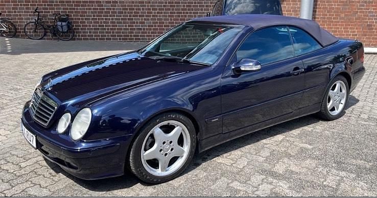 Blau Gebraucht 2001 Mercedes CLK230 Cabrio | 6.000 € (Fairer Preis) - Bild 1/3