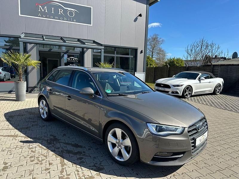 Gebraucht Audi A3 Ambiente 110 PS (80 kW) 2015 Braun Limousine