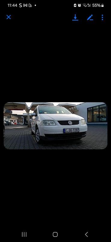 Weiß Gebraucht 2004 VW Touran Van / Kleinbus | 1.350 € (Guter Preis) - Bild 1/4