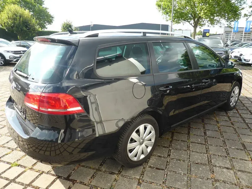 Gebraucht VW Passat Trendline 122 PS (89 kW) 2013 Schwarz Kombi