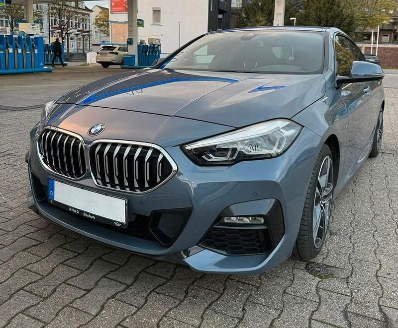 Grau Gebraucht 2021 BMW 218 M Sport Coupé | 22.999 € (Fairer Preis) - Bild 1/4