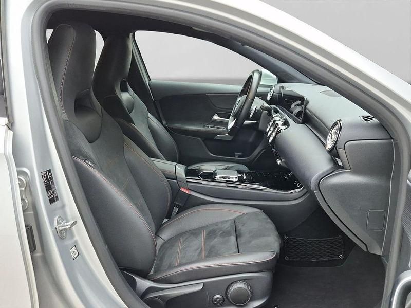 Gebraucht Mercedes A220 AMG line 190 PS (139 kW) 2019 Silber Limousine