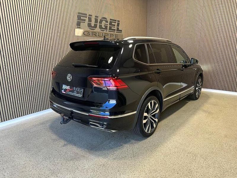 Gebraucht VW Tiguan Allspace R-line 239 PS (175 kW) 2019 Deep black perleffekt SUV