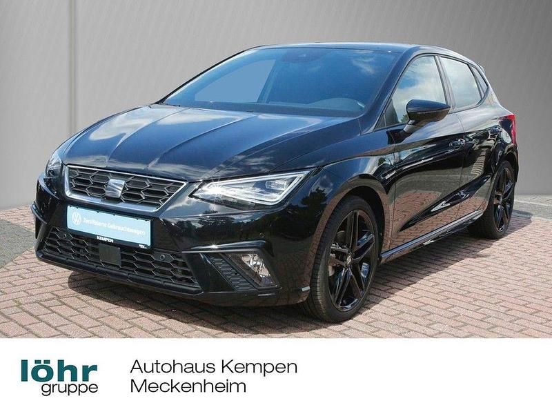Mitternachtsschwarz Gebraucht 2024 Seat Ibiza FR Limousine | 23.750 € (Teuer) - Bild 1/4